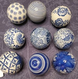 9 pc Carpet balls decorative Orbs blue & white